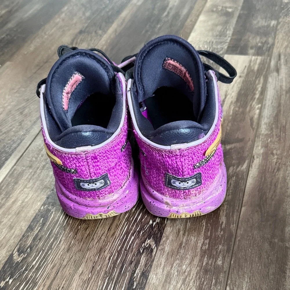 Nike LeBron‎ 20 GS 'Young Heirs - Picture 5 of 7